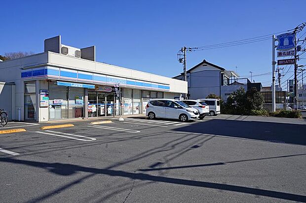 ローソン武蔵村山中央三丁目店(約210m・徒歩3分)