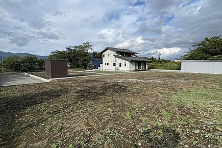 No.3_土地（撮影_2025年9月）南西より撮影。土地面積：359.03m2（108.60坪） 