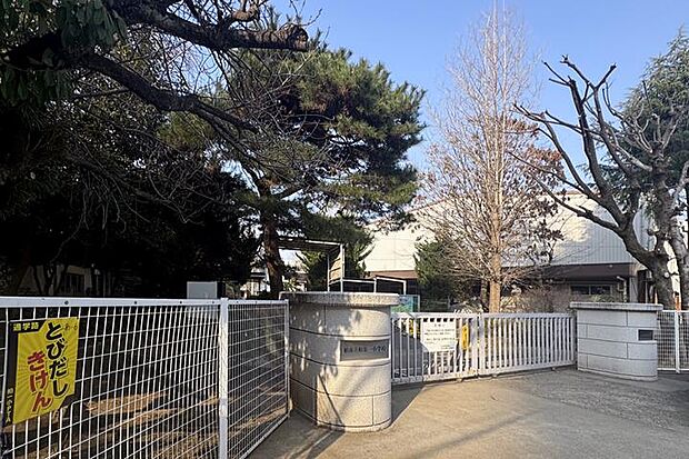 柏市立柏第一小学校（約1,240m・徒歩16分）