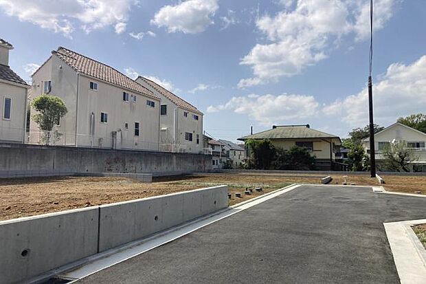 【No.2・No.3_土地(撮影_2026年4月)】139.85m2(42.3坪)インフラ整備済みです。