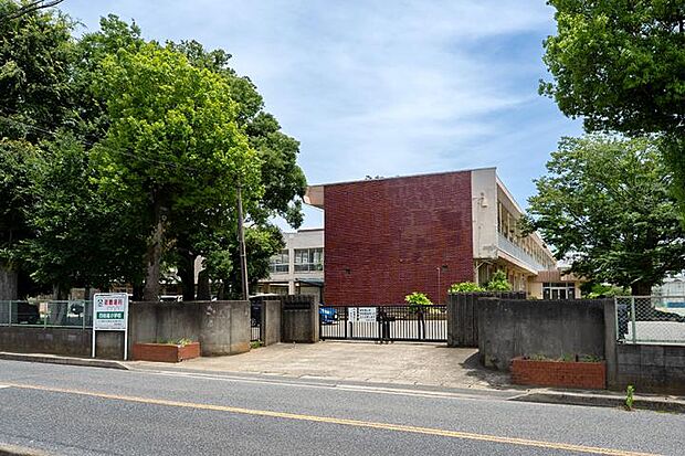 四街道市立四街道小学校(約1,020m・徒歩13分)