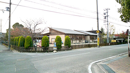 蓮池幼稚園・蓮池こども園 約400m(徒歩約5分)