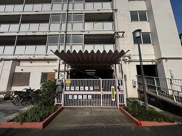 戸山第二保育園（約400m）