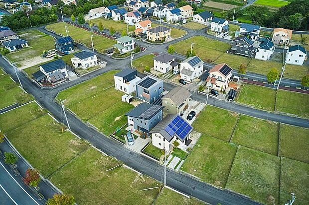 高台にある団地のため、洪水による浸水の心配はありません。大切な家族、住まいを守ることができます。(※「洪水ポータルひろしま」参照)