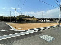 広島県尾道市西藤町字合六200番6他