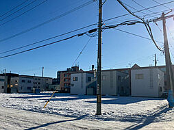 北海道札幌市白石区菊水元町2条1-7