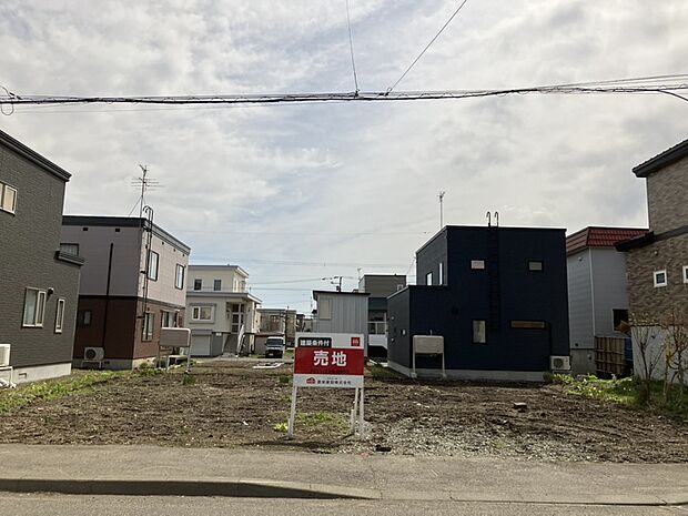 【現地写真】
全2区画の売地をご紹介します。土地面積は約40坪。ゆとりのある土地で、ご家族のマイホームを実現してみませんか?
(2026年5月撮影)