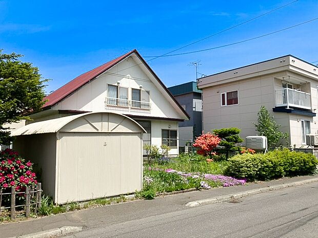 【現地写真】
古家解体後の更地渡しにつき、解体費用の負担を軽減できます。お引渡し後はスムーズに建築計画をスタートすることが可能です。
(2026年5月撮影)