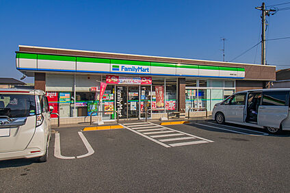 ファミリーマート駅家江良店 500～520m(徒歩7～8分)