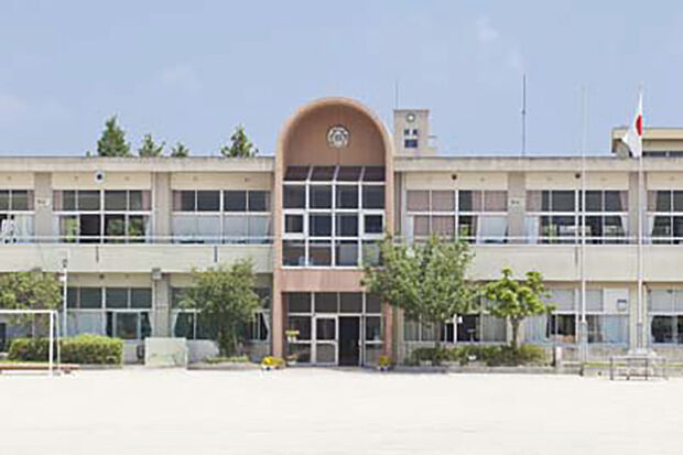 羽根小学校