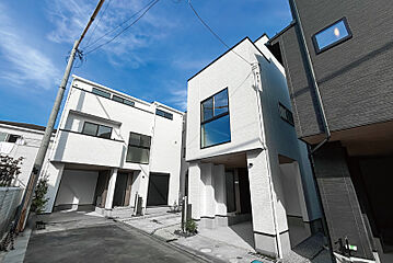 ポラスの分譲住宅 B/N川口元郷 外観