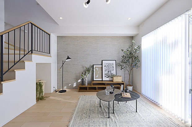 MODEL HOUSE 02公開中