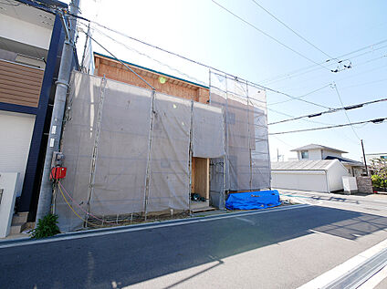 【前面道路含む現地写真】