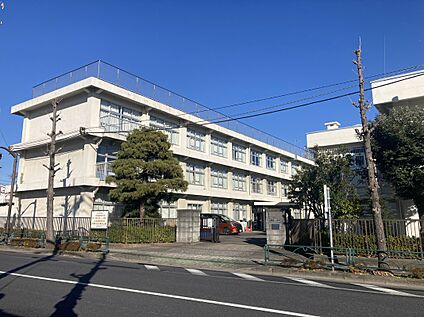 市立福生第一小学校 約540ｍ(徒歩7分)