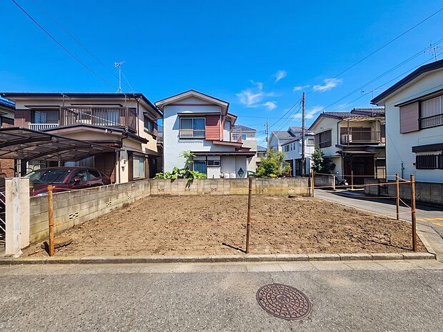 【外観】東南角地で陽当たり良好です。
2026.9撮影