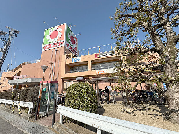 イズミヤ泉北店(約540m)