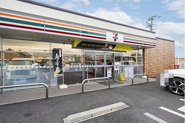 セブンイレブン大府梶田町4丁目まで290m