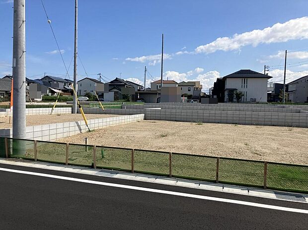 【現地写真】みよし市立天王小学校まで約700mと、お子様の通学も安心な周辺環境です!周辺に幼稚園や保育園もある、お子様を育てる世帯におすすめの分譲地。