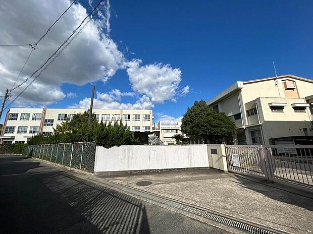 名古屋市立旭出 （約320m）