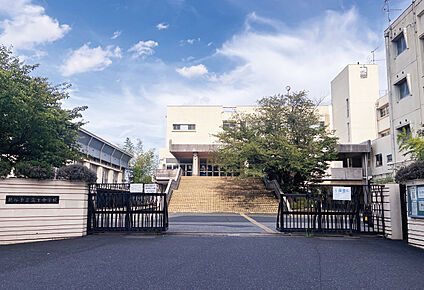 富士中学校 現地から630m。(徒歩8分。)