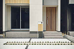 愛知県名古屋市西区平出町20-1