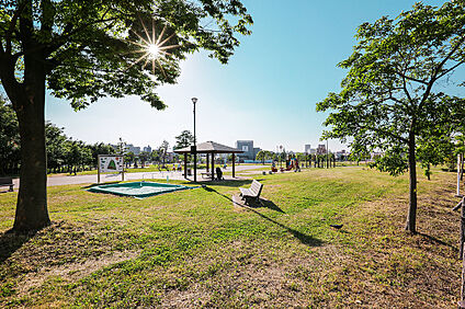 川名公園 約640m(徒歩約8分)