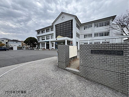 大分西中学校 現地から1155m。(徒歩15分。)