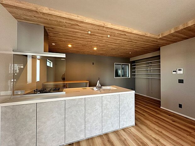 【キッチン】施工例参考写真になります。