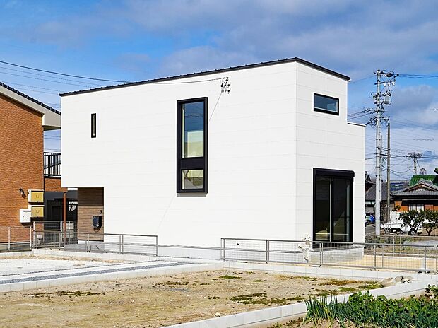 ナチュラルテイストな外観。