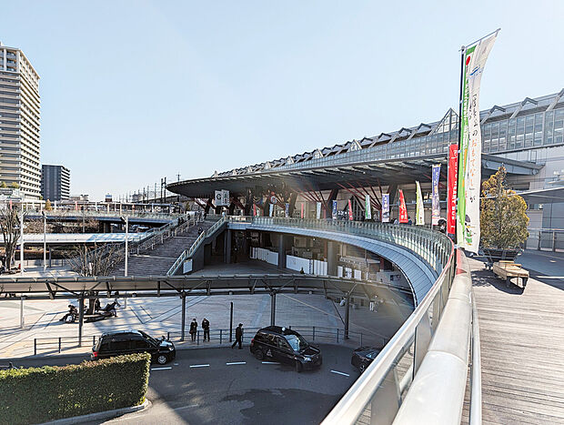 JR東海道本線「岐阜」駅（約2m）