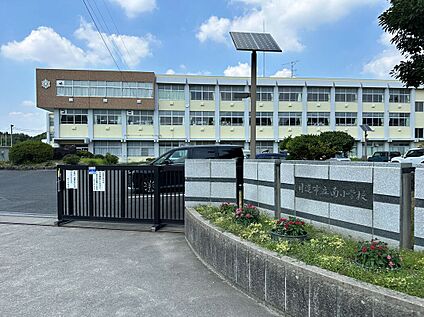 日進市立南小学校 930m(徒歩12分)