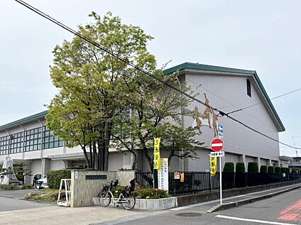 一宮市立神山小学校 1400ｍ(徒歩約18分)
