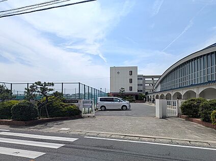 あま市立七宝中学校 約 732 ｍ(徒歩 10 分)