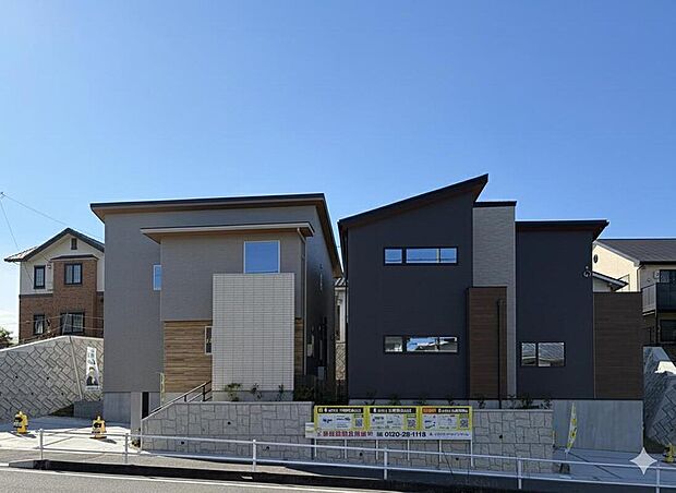 【G-style大府市北山I/外観写真】
JR東海道本線「共和」駅まで徒歩20～21分。全2区画の分譲地が誕生！ZEHレベルの断熱性能や耐震等級3を取得した、永く快適に暮らせる住まいです。