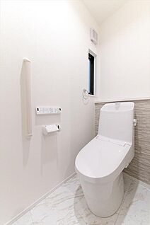 【No.9/トイレ】