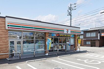 セブンイレブン桑名外堀店 約480m～550m(徒歩6分～7)