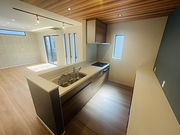 ZEH水準住宅　エネファーム・太陽光パネル（ソラエネネクスト）・ヌック・カワック・乾太くん標準装備　