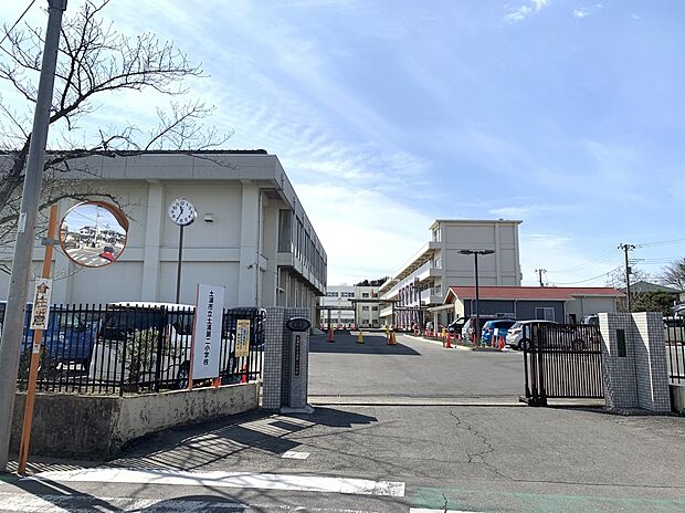 土浦第二小学校 2150m