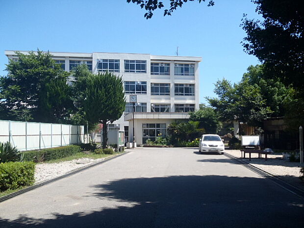 我孫子中学校（約2,110m）