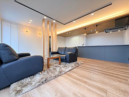 リビングダイニング