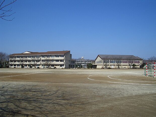 御所ケ丘中学校(約1,150m)
