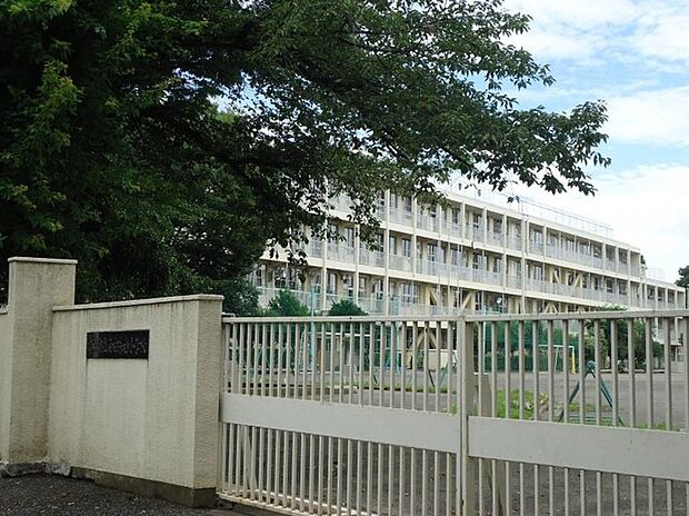 府中市立南白糸台小学校