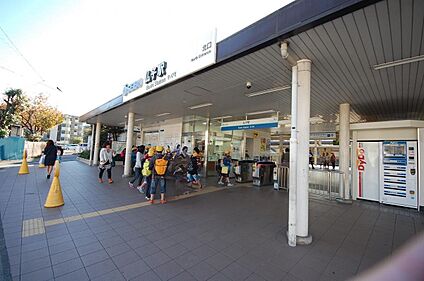 仏子駅(西武 池袋線) 2450m