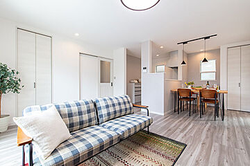 【千代田ホーム/パステルガーデン志多町】蔵造りの街並みが間近にある情緒溢れる住環境。 その他