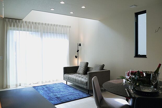 【【D-12号棟】--ロサンゼルス Style--】吹き抜け天井高 LDK 15.9帖