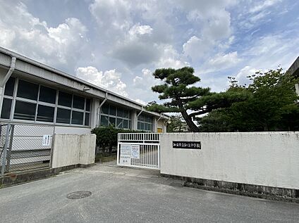 市立知立中学校 約990m～1110m(歩約13分～14分)