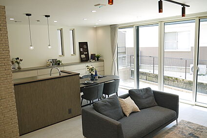 Santorini Style(D-8号地)