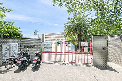 尼崎市立園和北小学校 現地から820m～850m。(徒歩11分。(最長))