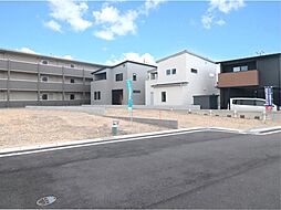滋賀県栗東市岡