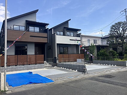街並みにも調和する、すっきりとした外観の住まいです！